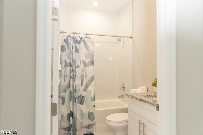 Building Photo - 1228 Chrisholm St