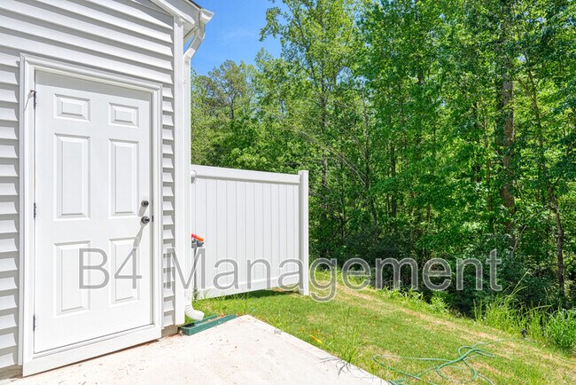 Building Photo - 416 W Parima Ct