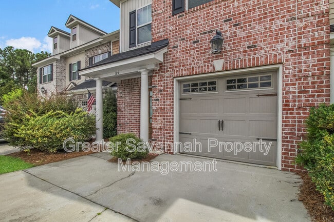 Building Photo - 125 Ventura Pl