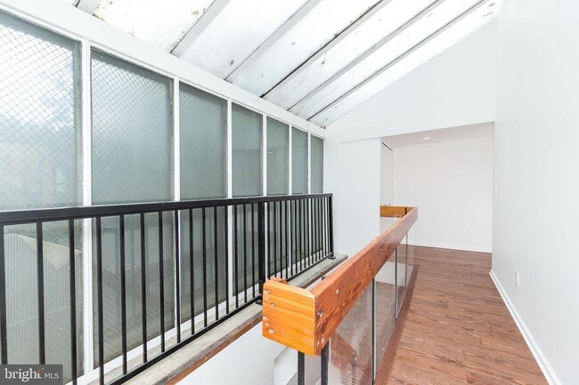 Building Photo - 307 Mosher St