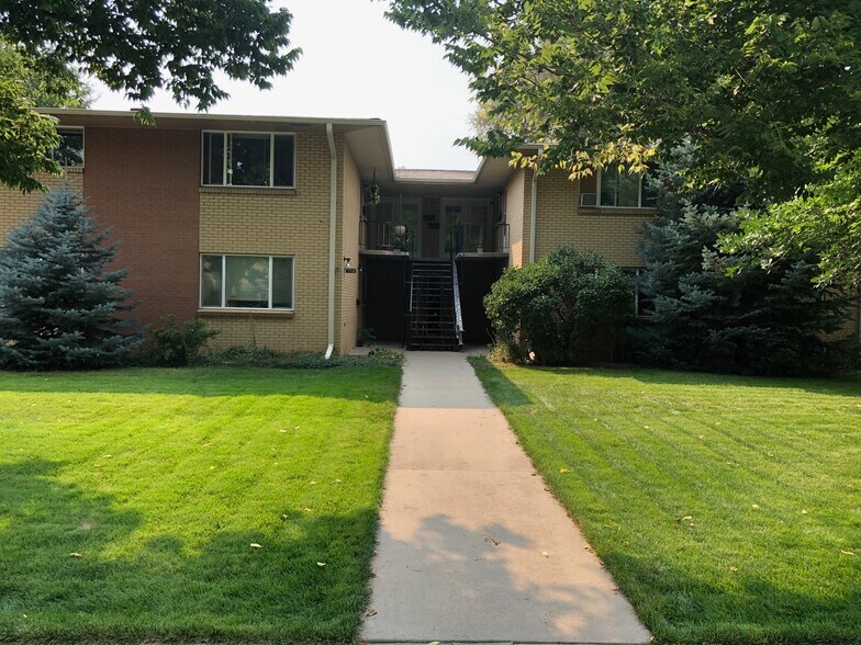 Building Photo - 713 Collyer St