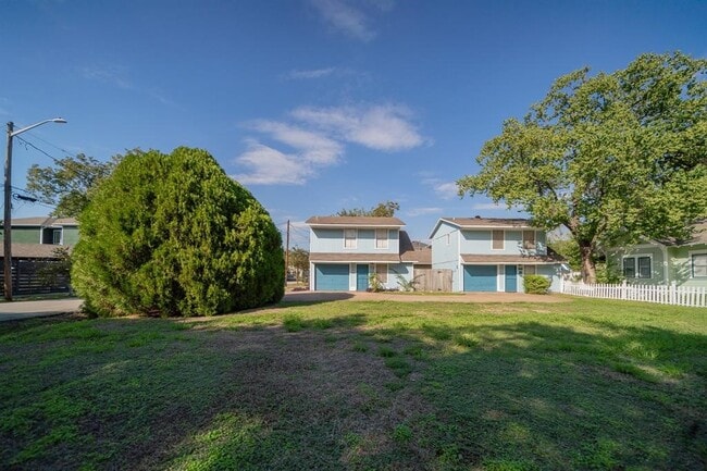 Building Photo - 5400 Sheldon St