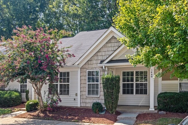 Building Photo - Harpers Mill one level 2 Bedroom townhome ...
