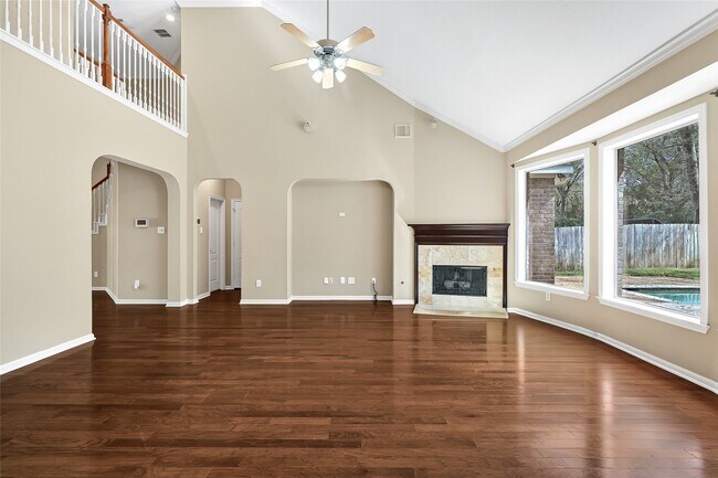 Building Photo - 21327 Pennshore Ln