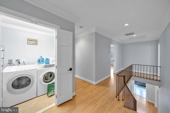 Building Photo - 5306 Bradley Blvd