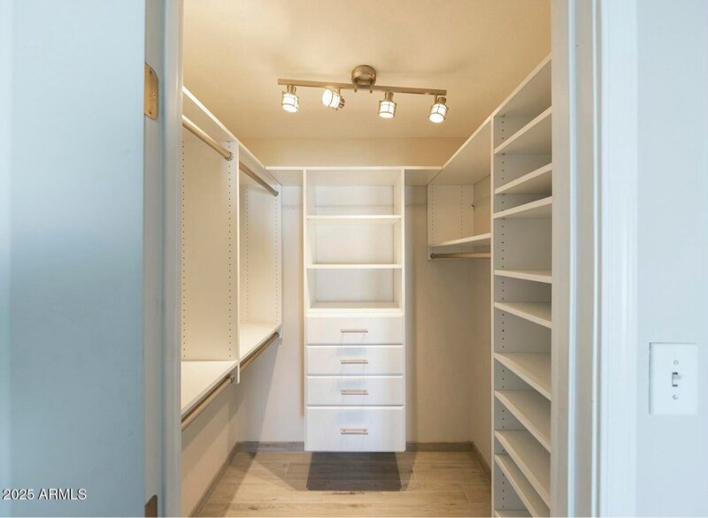 Building Photo - 1946 E Wesleyan Dr