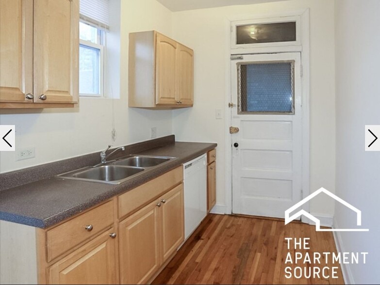 Building Photo - 3527 N Broadway