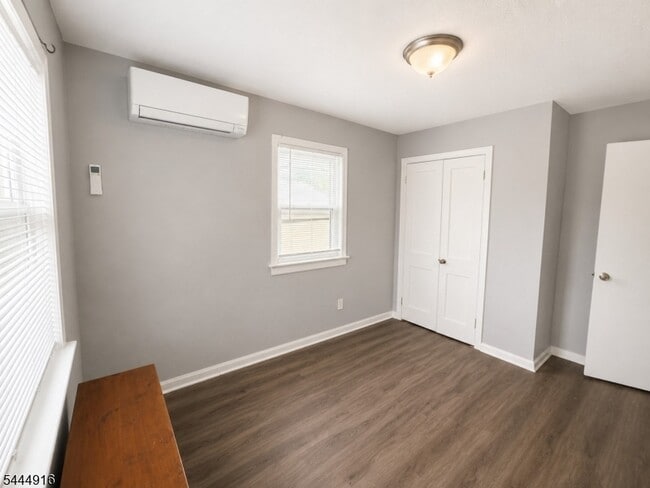 Building Photo - 1112 Rivington St