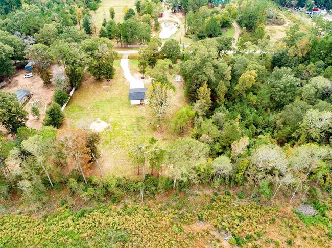 Building Photo - 2036 County Rd 3434N