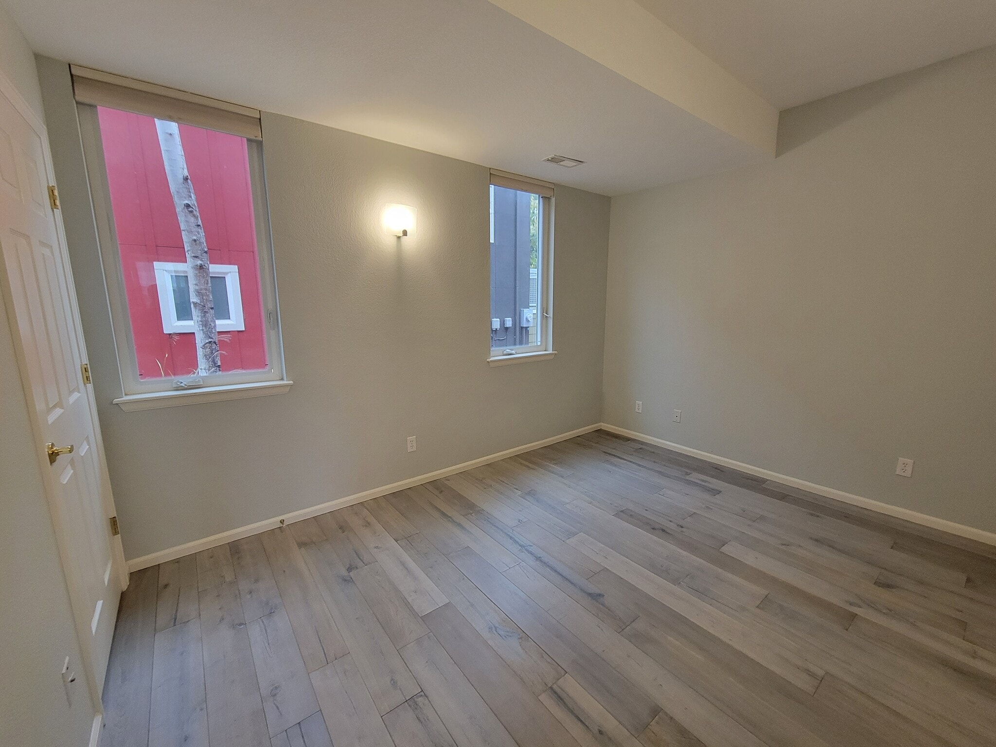 Main Floor Bedroom - 1761 Yellow Pine Ave