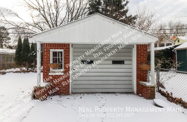Building Photo - 72 Wellesley Dr