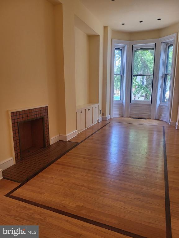 Building Photo - 2226 Delancey St