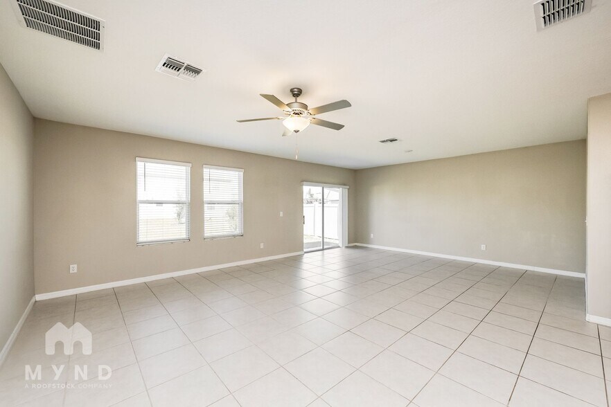 Building Photo - 31526 Sun Kettle Lp