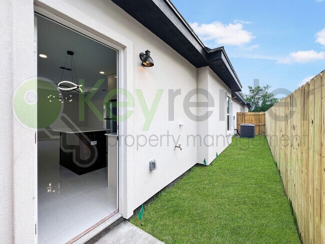 Building Photo - Brand New! SUPER LOW Move-In Price