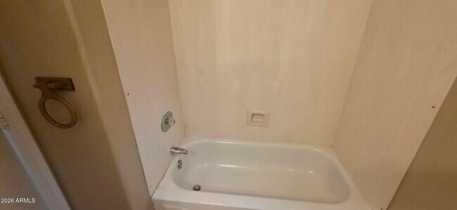 Building Photo - 9163 W Davis Rd