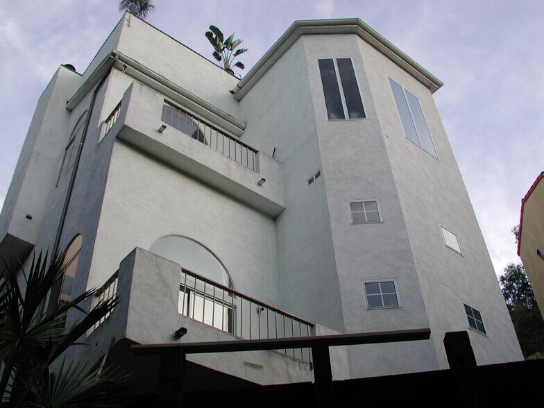 Primary Photo - 3030 Passmore Dr
