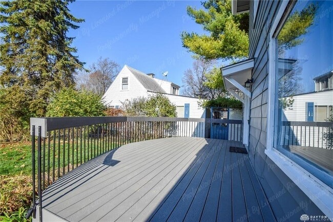 Building Photo - 2926 Robin Rd