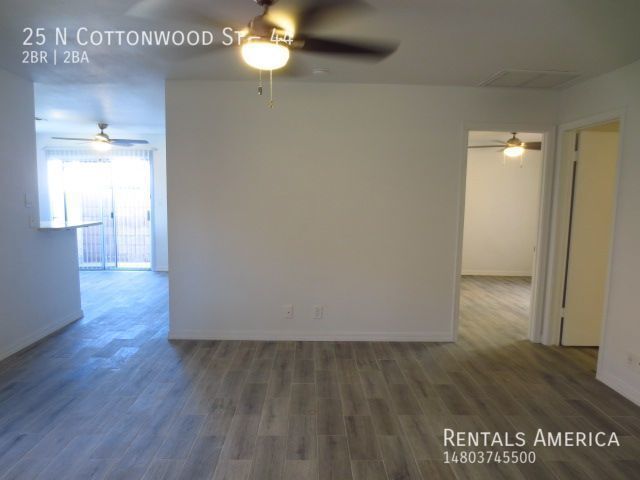 Building Photo - 2 Master Bedrooms in Fully Remodeled, Sing...