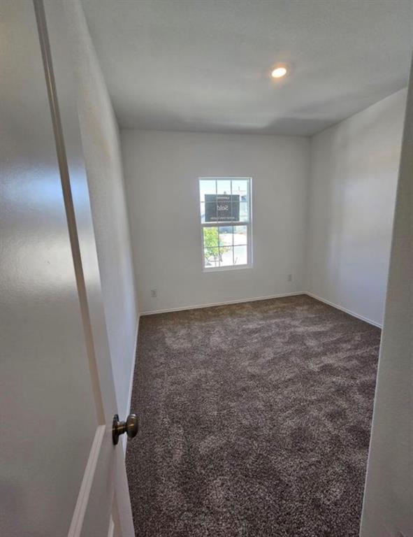Building Photo - 511 Halfmoon Dr
