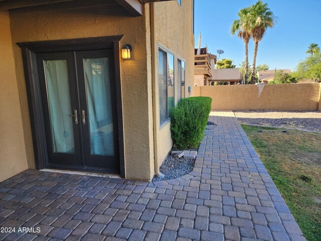 Building Photo - 14047 N Edgeworth Dr