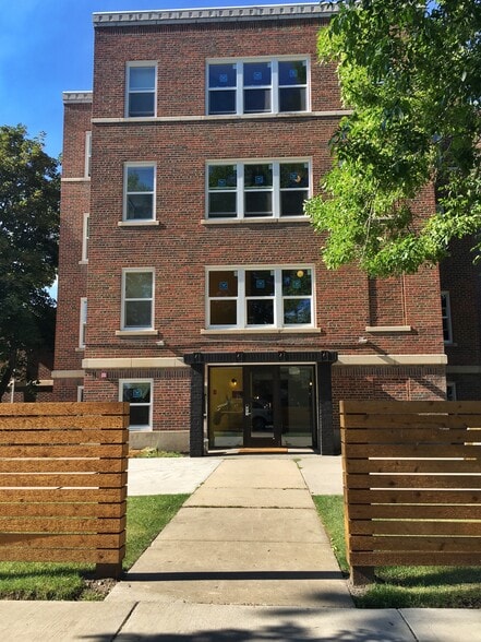 Building Photo - Bridge Commons