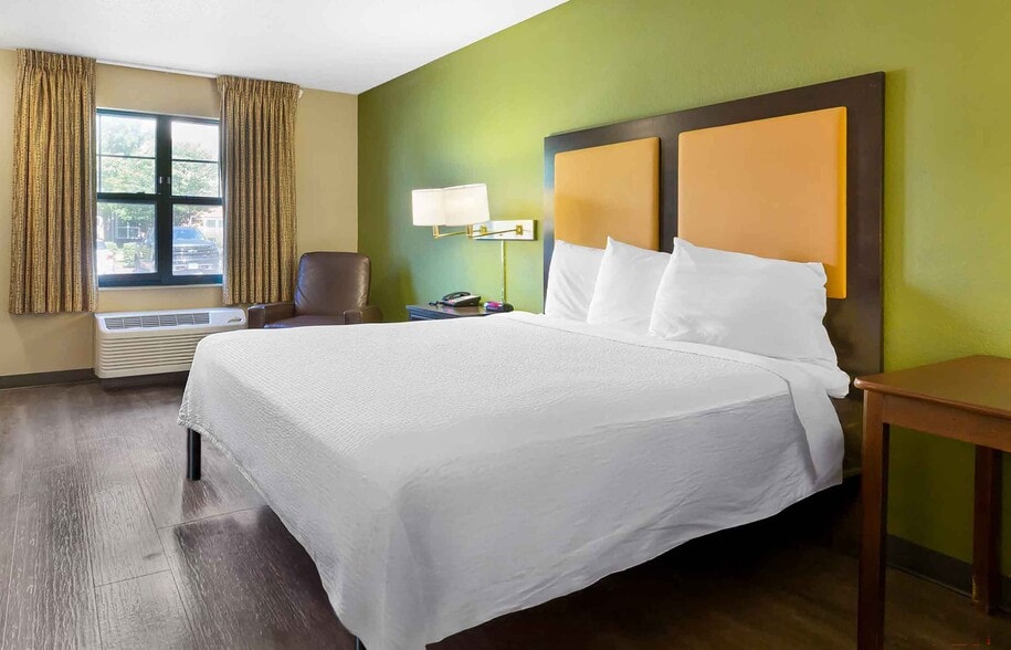 Building Photo - Furnished Studio-Boston - Marlborough