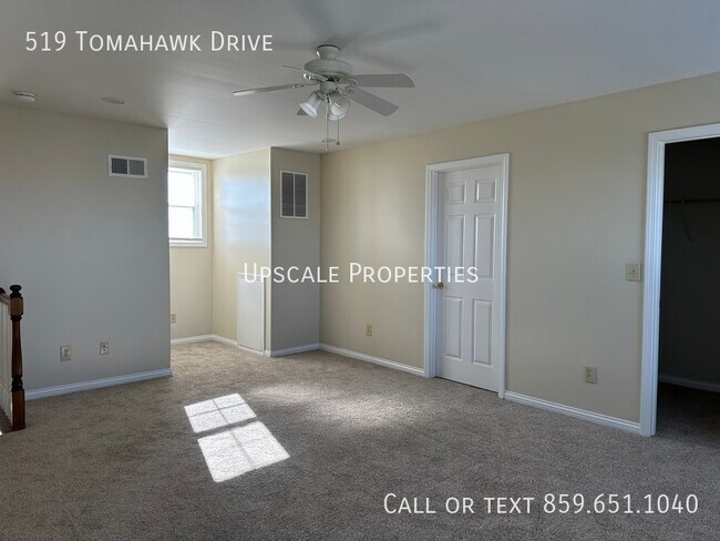 Building Photo - 519 Tomahawk Dr