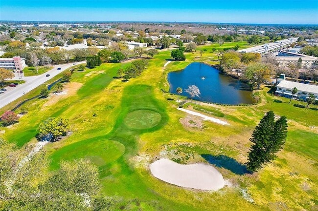 Building Photo - 2461 Rhodesian Dr