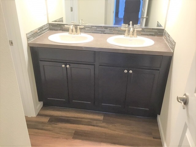 Building Photo - 9128 NE 167th Ct