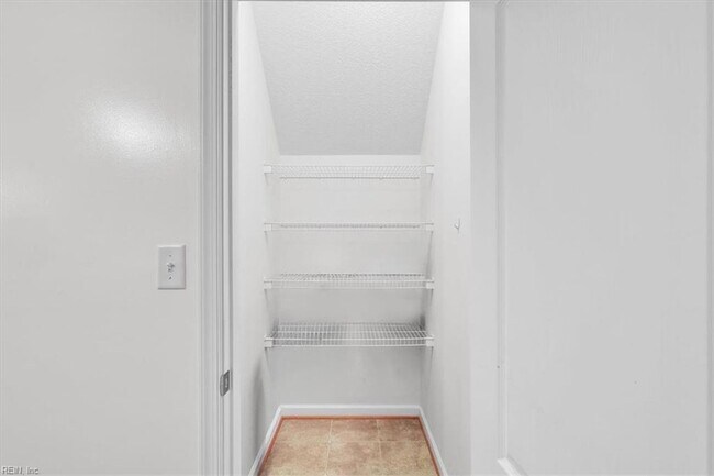 Building Photo - 1315 Teton Cir