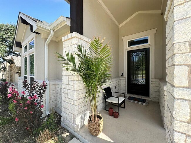 Building Photo - 240 Brentwood Dr