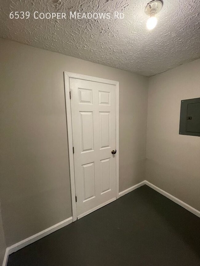 Building Photo - Cooper Meadows- Two Bedroom Townhome in We...