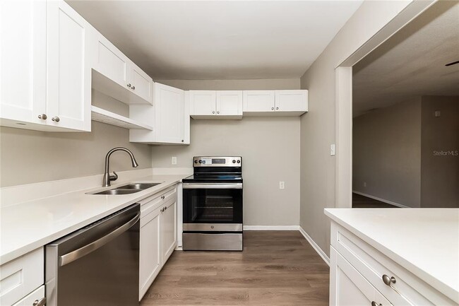 Building Photo - 6420 26th St W