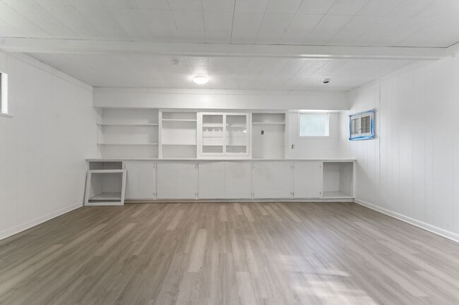 Building Photo - Welcome to a Home Full of Character and Co...