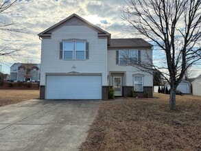 Building Photo - Statesville- HWY 21 - 3BR/2.5BA