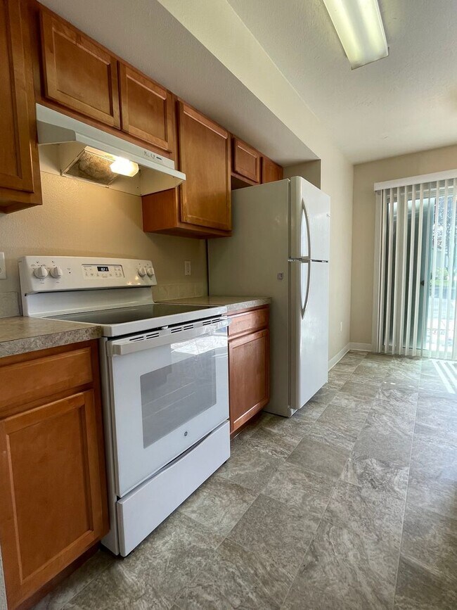 Building Photo - 2053 Lexi's Ln