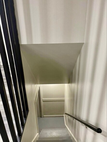 Building Photo - 1307 Wright Ave