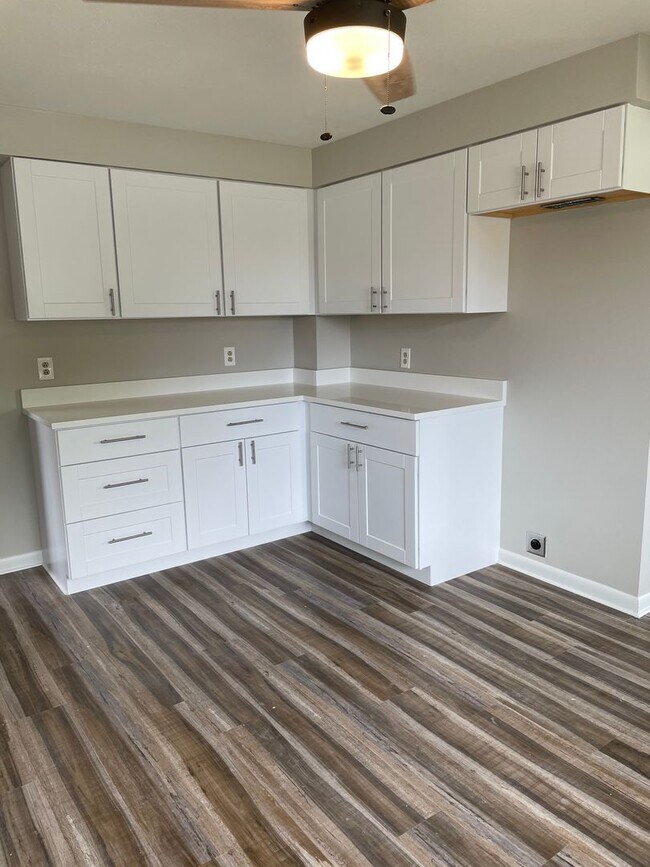 Building Photo - Newly remodeled Arvada home