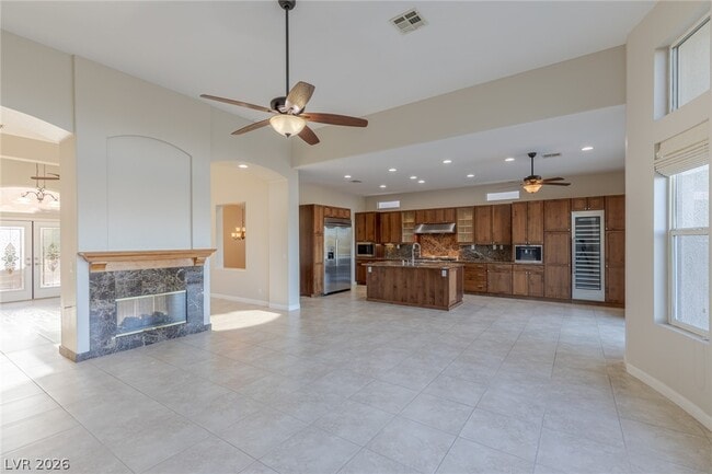 Building Photo - 2749 Botticelli Dr