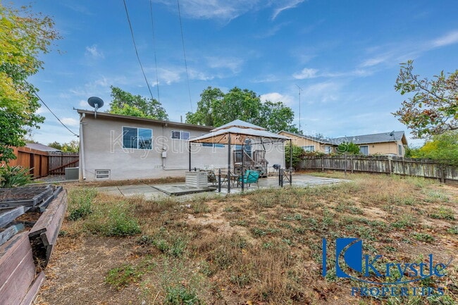 Building Photo - 175 Toyon Dr