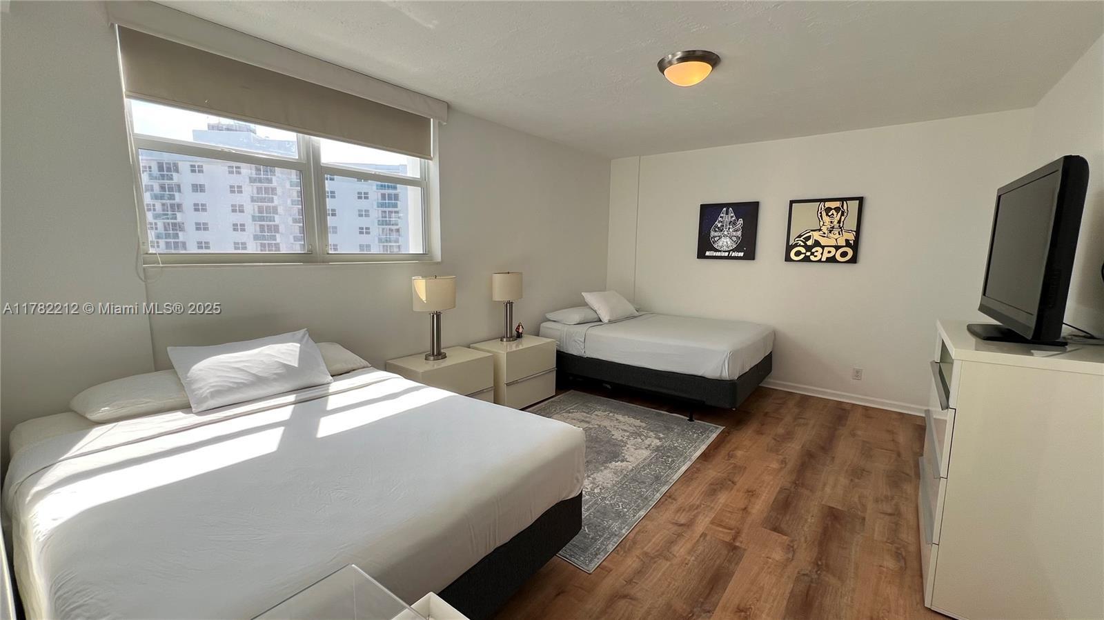 Building Photo - 3001 S Ocean Dr