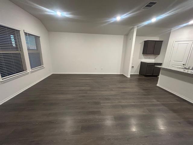 Building Photo - 1117 Rountree Ct