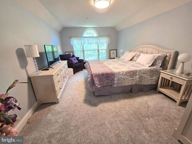 Building Photo - 15401 Jamies Way