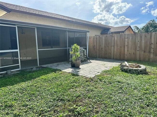 Building Photo - 401 NW 43rd St