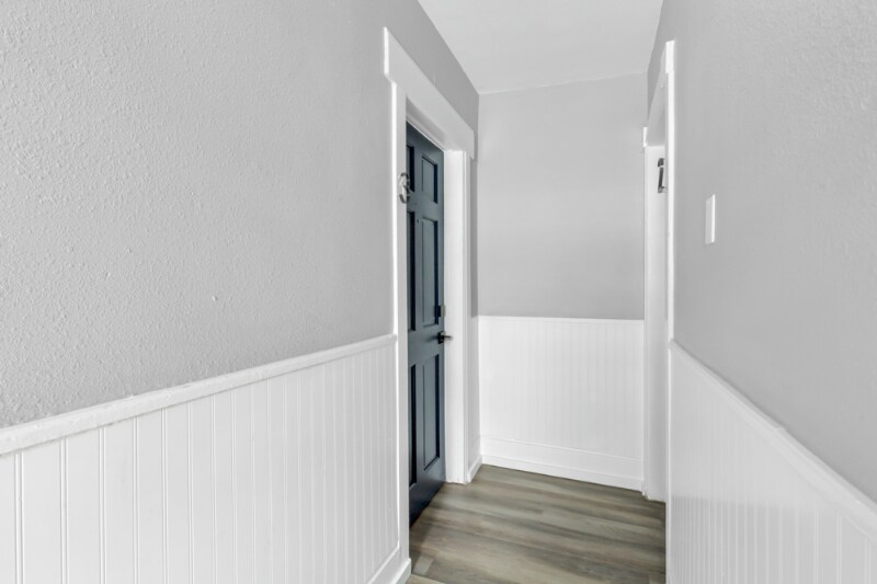 Building Photo - 1617 10th Ave