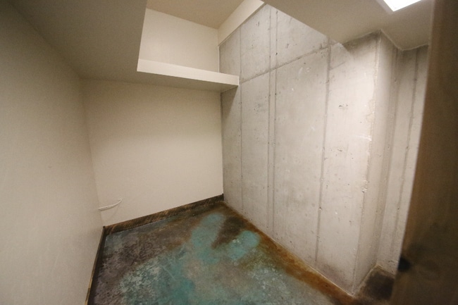 Building Photo - 751 Sun Pillar Loop