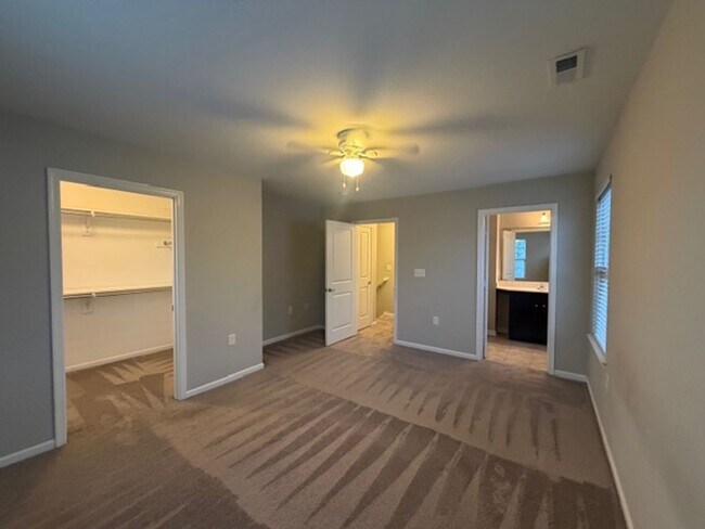 Building Photo - Fernhill at Spence Crossing