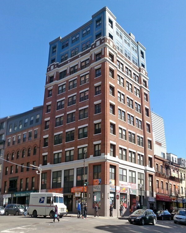 Building Photo - 42 Beach St
