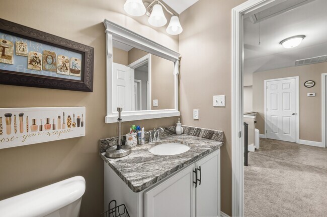 Building Photo - 213 E Peck Blvd