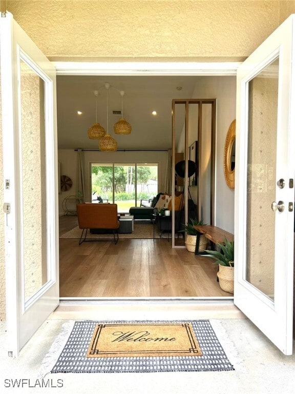 Building Photo - 220 18th Ave NW